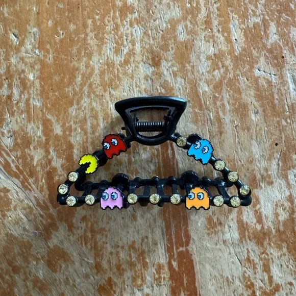 Pac-Man Themed Hair Clip - new without package - Picture 2 of 2